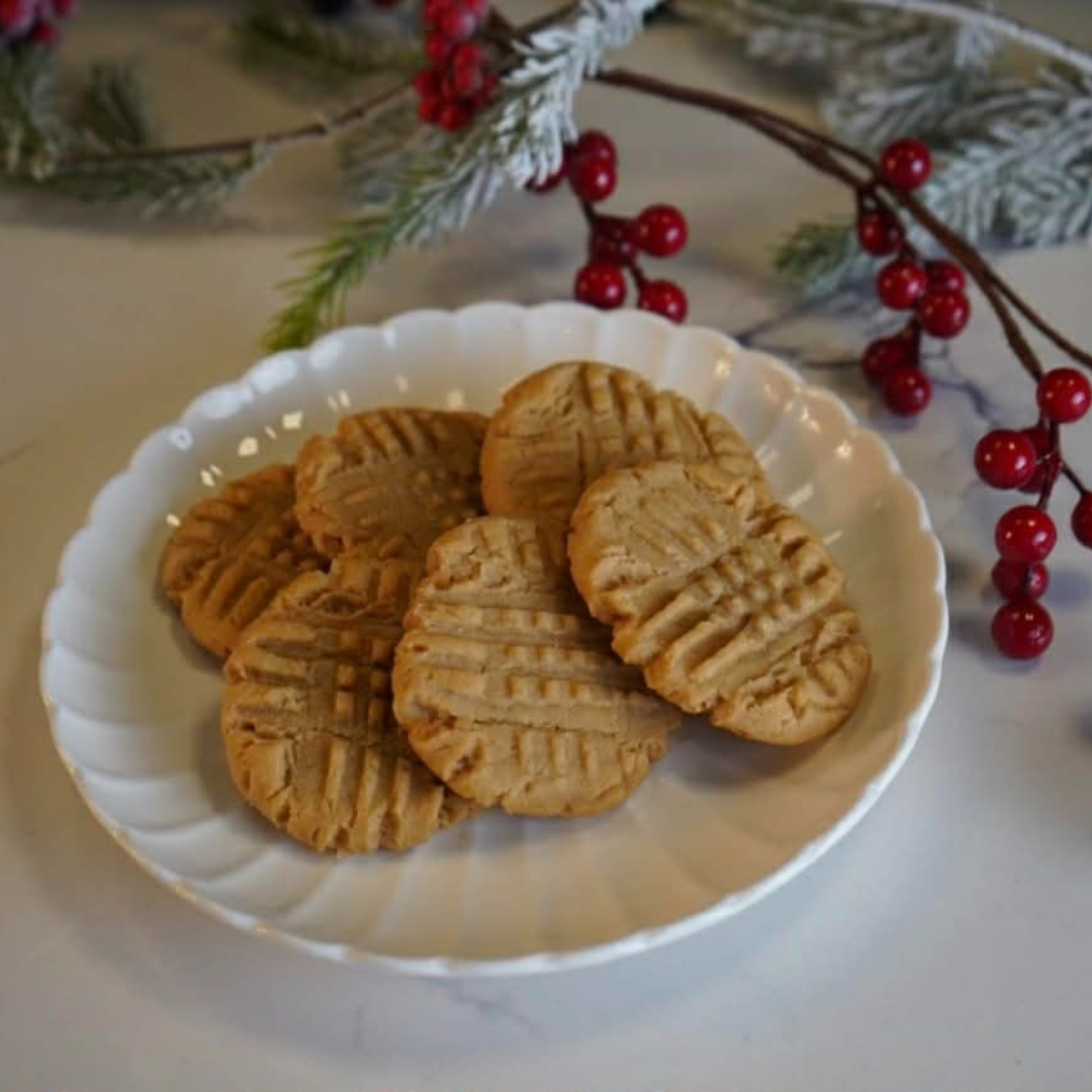 Soft Shortbread Cookies with Cherry- 8 pcs (100 points)