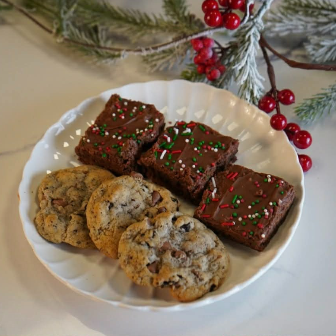 Soft Shortbread Cookies with Cherry- 8 pcs (100 points)